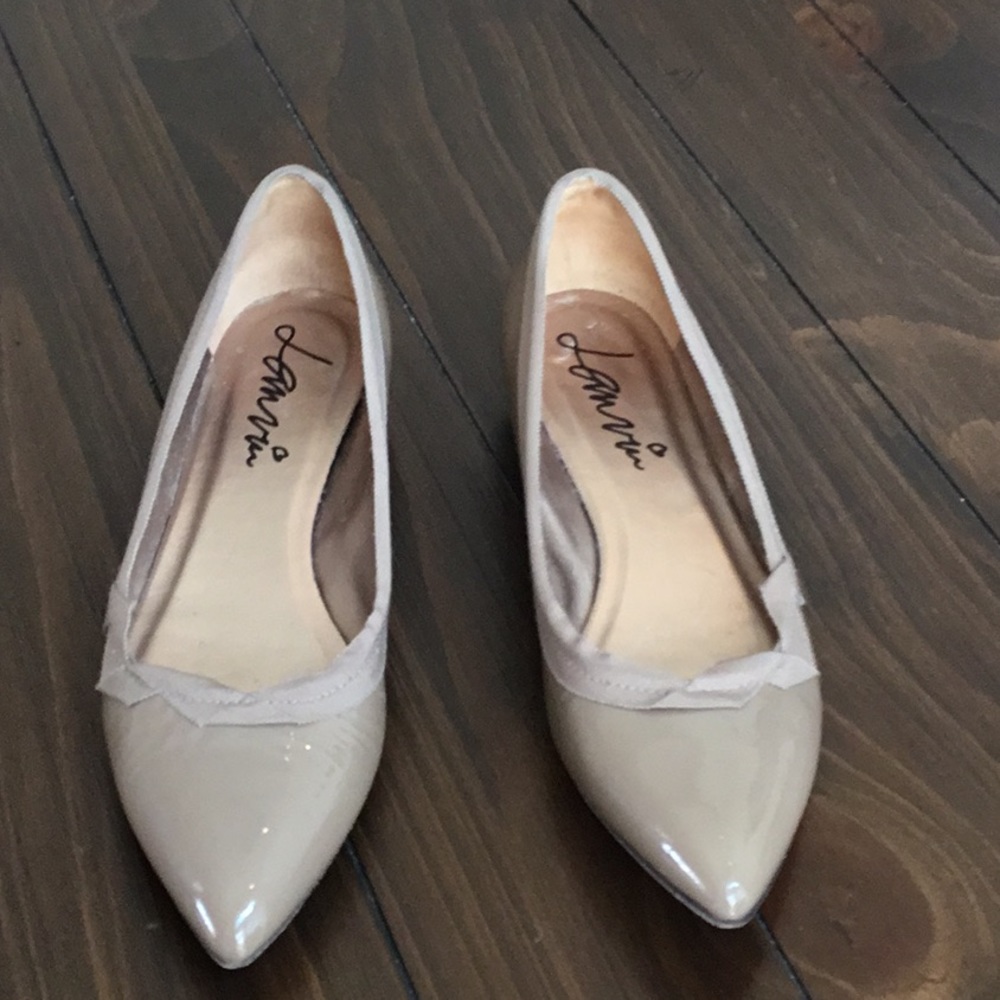 Lanvin Patent Leather Flats tan / beige